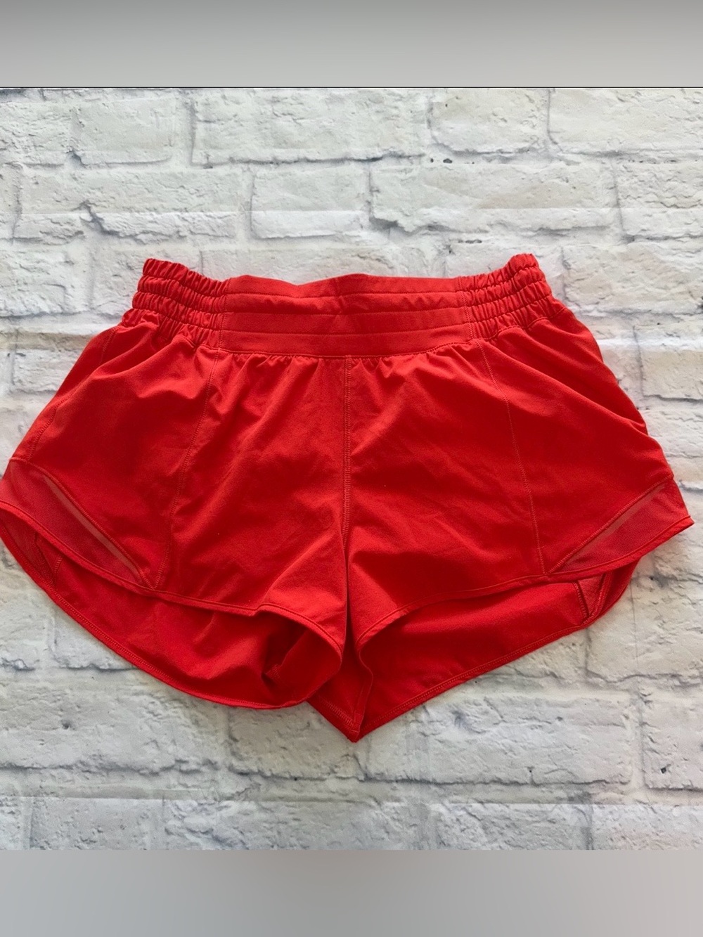 Lululemon Hotty Hot High-Rise Shorts 8 | Autumn Red